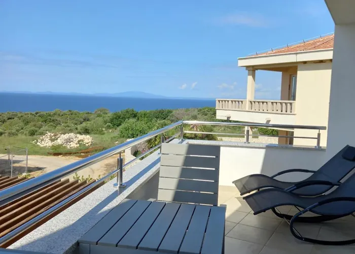 Sea Salt Apartment